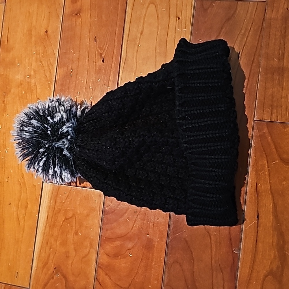 Knit hat - Picture 4 of 4